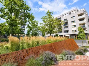 Prodej bytu 2+kk, Praha - Hloubětín, Laponská, 48 m2