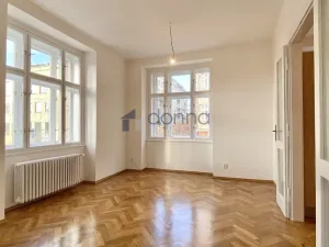 Pronájem bytu 3+1, Praha, Slezská, 95 m2