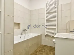 Pronájem bytu 3+1, Praha, Slezská, 95 m2