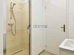 Pronájem bytu 3+1, Praha, Slezská, 95 m2