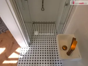 Pronájem bytu 2+kk, Karlovy Vary, Ondřejská, 33 m2