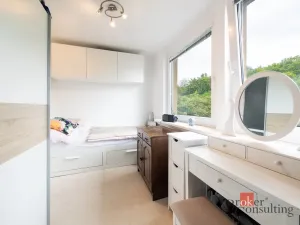 Pronájem bytu 1+kk, Praha - Střešovice, Na Petynce, 38 m2