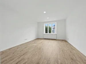 Pronájem bytu 2+1, Krnov - Pod Bezručovým vrchem, Pivovarská, 69 m2