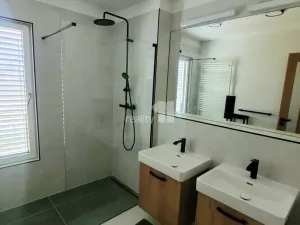 Pronájem rodinného domu, Kladno, Pechlátova, 119 m2