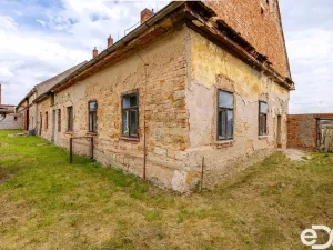Prodej zemědělské usedlosti, Mokrovousy, 212 m2