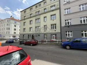 Prodej bytu 2+kk, Praha, Františka Kadlece, 52 m2