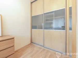 Prodej bytu 2+kk, Praha - Krč, Krchlebská, 40 m2