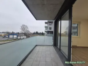 Pronájem bytu 4+kk, Praha - Prosek, Čakovická, 83 m2