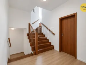 Prodej vícegeneračního domu, Morávka, 708 m2
