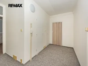 Prodej bytu 3+1, Plzeň, Kralovická, 68 m2