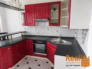 Pronájem bytu 2+1, Otrokovice, Školní, 56 m2