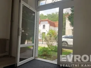 Pronájem kanceláře, Praha - Zbraslav, Žitavského, 65 m2