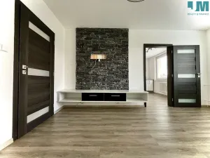 Pronájem bytu 2+1, Třebíč, Novodvorská, 57 m2