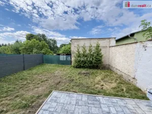 Pronájem bytu 2+1, Chabařovice, V Aleji, 40 m2