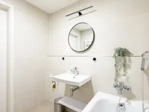 Pronájem bytu 2+kk, Praha - Troja, Mazurská, 50 m2