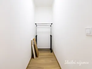 Pronájem bytu 2+kk, Praha - Troja, Mazurská, 59 m2