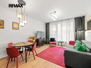 Prodej bytu 2+kk, Praha - Karlín, Sokolovská, 59 m2