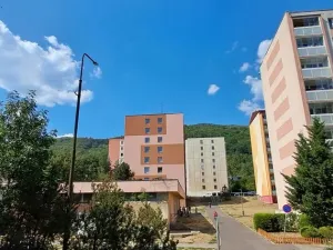 Prodej bytu 1+1, Krupka - Maršov, Karla Čapka, 36 m2