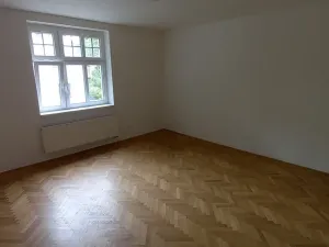Pronájem bytu 3+1, Liberec - Liberec II-Nové Město, Dobrovského, 88 m2