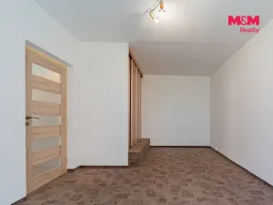 Pronájem bytu 1+1, Loket, Sportovní, 40 m2