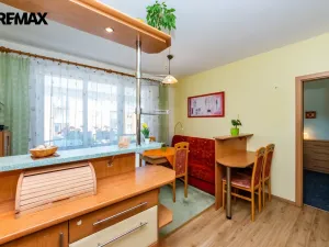 Prodej bytu 2+1, Praha - Horní Počernice, Dandova, 58 m2