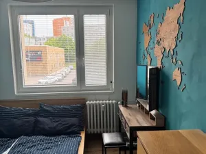 Pronájem bytu 2+kk, Praha - Hloubětín, Kardašovská, 43 m2