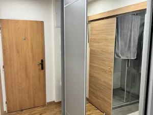 Pronájem bytu 2+kk, Praha - Hloubětín, Kardašovská, 43 m2