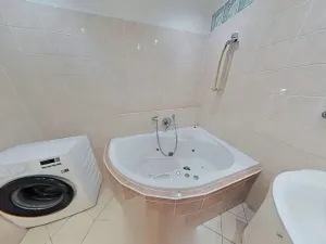Prodej bytu 3+1, Třebíč, Obránců míru, 74 m2