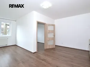 Pronájem bytu 2+kk, Plzeň, Koterovská, 42 m2