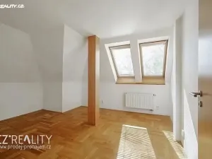 Prodej rodinného domu, Praha - Lipence, Na Bambouzku, 308 m2