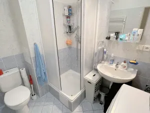 Pronájem bytu 1+kk, Praha - Michle, Elektrárenská, 35 m2