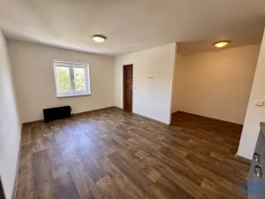 Pronájem bytu 2+kk, Loket, Nádražní, 41 m2