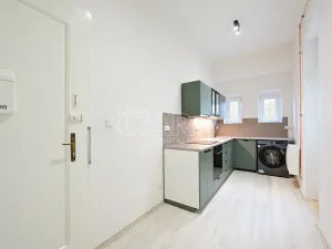 Pronájem bytu 2+1, Praha - Strašnice, Saratovská, 50 m2