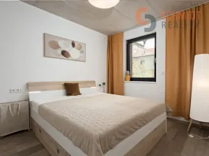 Pronájem bytu 2+kk, Břeclav, Pod Zámkem, 56 m2