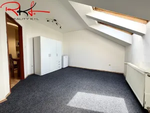 Pronájem bytu 3+1, Mladá Boleslav - Mladá Boleslav II, Komenského náměstí, 110 m2