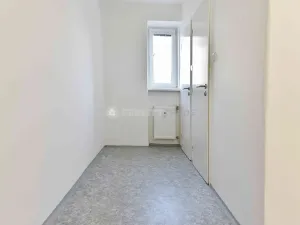 Pronájem bytu 2+1, Strakonice, Školní, 55 m2