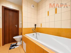 Prodej bytu 3+1, Chomutov, Jirkovská, 79 m2
