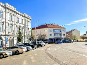 Pronájem bytu 1+1, Znojmo, Mariánské náměstí, 36 m2