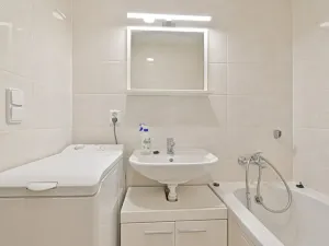 Pronájem bytu 2+kk, Brno, Ukrajinská, 45 m2
