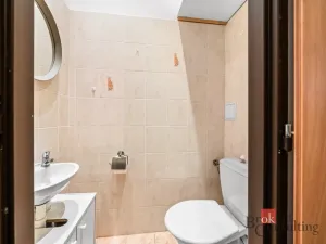 Pronájem bytu 4+1, Praha - Smíchov, Pod Fialkou, 94 m2