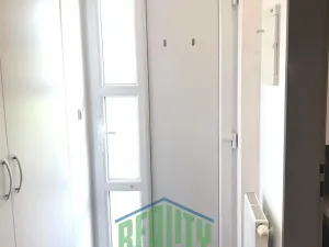Pronájem bytu 1+kk, Horoměřice, Kolmá, 30 m2