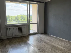 Pronájem bytu 2+1, Podbořany, Sídliště Míru, 62 m2
