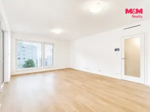 Pronájem bytu 2+kk, Praha, Hábova, 56 m2