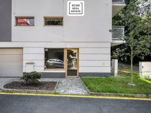 Prodej kanceláře, Karlovy Vary, Šumavská, 78 m2