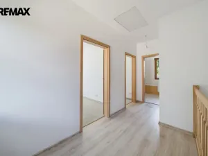 Prodej rodinného domu, Karlovy Vary, Slovenská, 119 m2