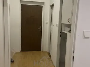Pronájem bytu 2+kk, Hostivice, Školská, 40 m2