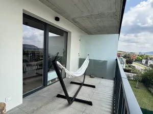 Pronájem bytu 1+kk, Beroun, U Židovského hřbitova, 29 m2
