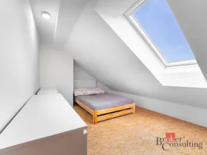 Prodej bytu 2+kk, Neslovice, Lesní, 72 m2