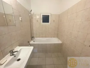 Pronájem bytu 2+1, Tábor, Chocholouškova, 56 m2