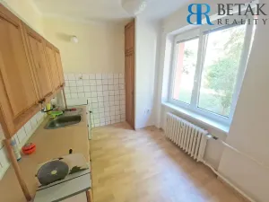 Prodej bytu 3+1, Přerov, Denisova, 60 m2